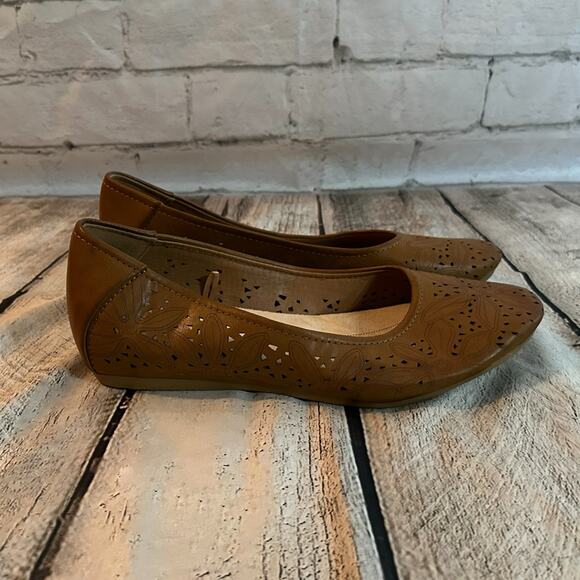 Baretraps Women’s Brown Flats with Memory Foam, Size 11, Pre-owned - Picture 4 of 8